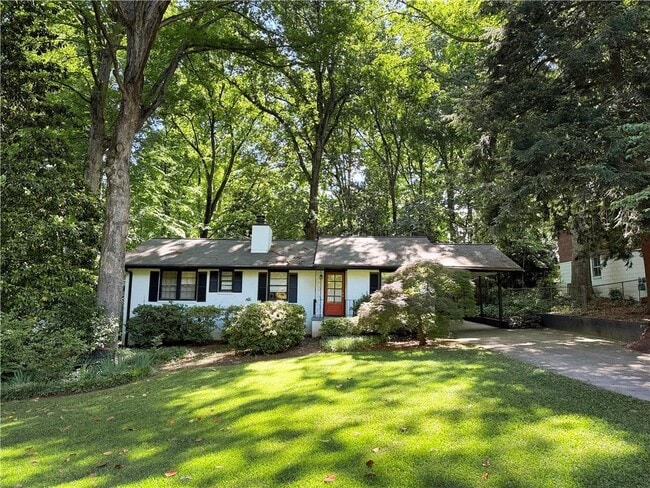 1301 Willivee Dr in Decatur, GA - Building Photo - Building Photo