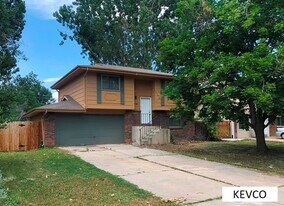 2701 Adobe Dr in Fort Collins, CO - Building Photo