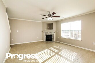 4521 Oakburn Drive in Charlotte, NC - Building Photo - Building Photo