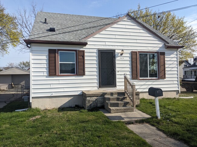 property at 17639 Woodland St