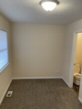 310 Galvin Rd N, Unit 2 in Bellevue, NE - Building Photo - Building Photo