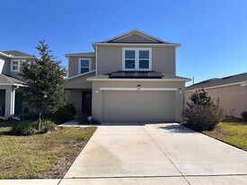 349 Wayland Dr in Haines City, FL - Building Photo