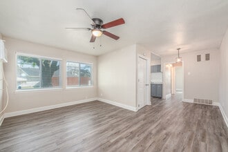 3301 Willing Ave in Fort Worth, TX - Building Photo - Building Photo
