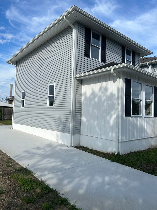 1405 N Ohio Ave in Atlantic City, NJ - Building Photo - Building Photo