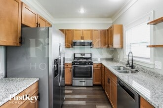 911 E 8th Cir in Kearney, MO - Building Photo - Building Photo