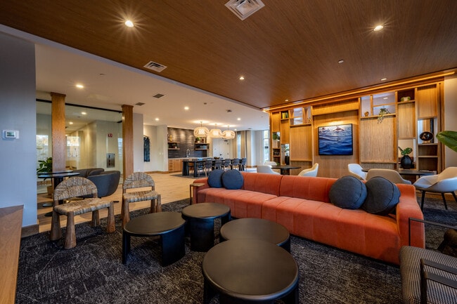 The Apartments at Cold Brook Crossing in Sudbury, MA - Foto de edificio - Building Photo