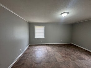 1722 Northfield Dr in Southaven, MS - Foto de edificio - Building Photo