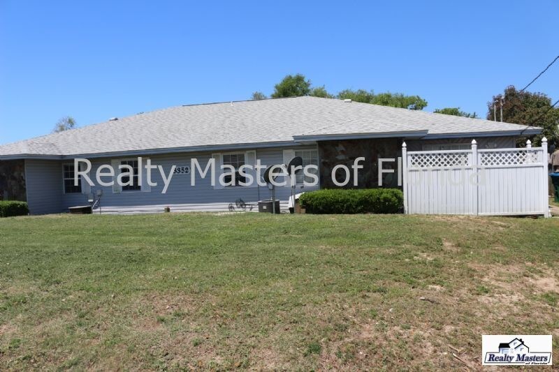 3352 Green Briar Cir in Gulf Breeze, FL - Building Photo