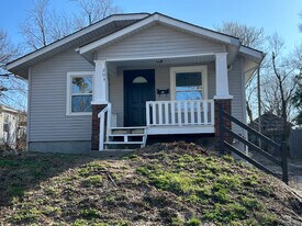 203 S Hardy Ave in Independence, MO - Building Photo