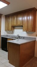 1720 Halford Ave-Unit -APT 325 in Santa Clara, CA - Foto de edificio - Building Photo