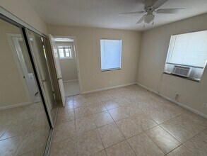 508 Eastwind Dr, Unit 508 in North Palm Beach, FL - Building Photo - Building Photo