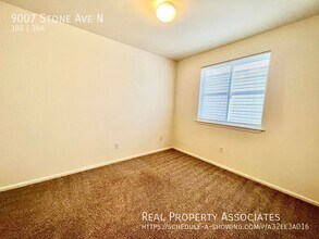 9007 Stone Ave N in Seattle, WA - Building Photo - Building Photo