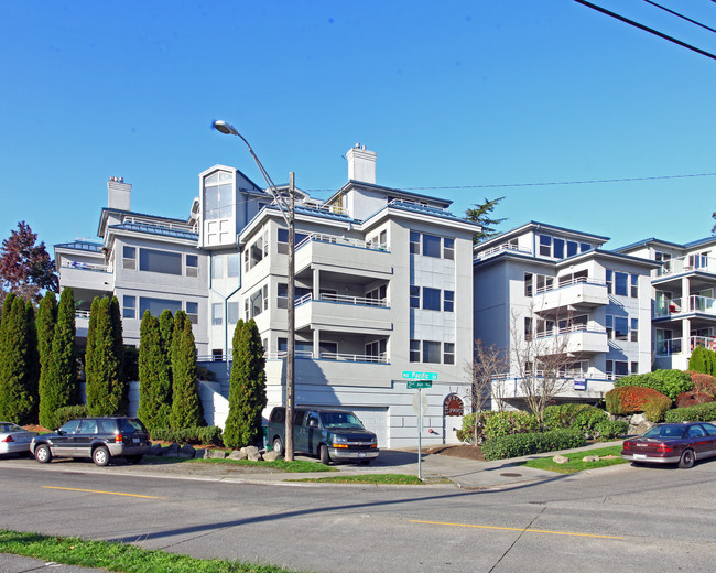 Pacific North in Seattle, WA - Foto de edificio - Building Photo