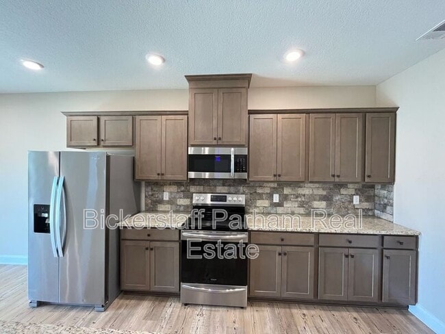 130 Red Oak Pl in Smiths Station, AL - Building Photo - Building Photo