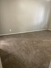 2407 E 55th Pl-Unit -2407 E. 55th Pl. Unit 68 in Tulsa, OK - Building Photo - Building Photo