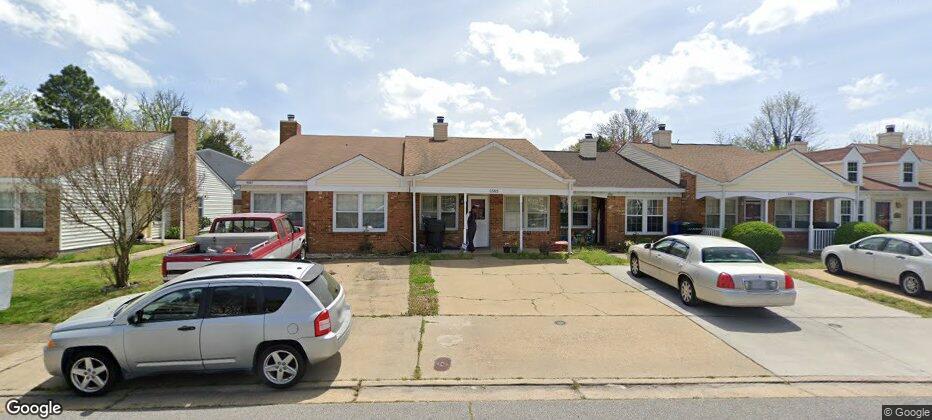 5583 Baccalaureate Dr in Virginia Beach, VA - Building Photo