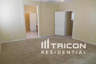 6931 W Carson Rd in Phoenix, AZ - Foto de edificio - Building Photo