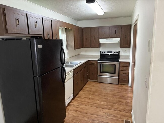 property at 201 Correll Ln
