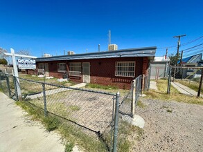 3922 Hayes Ave in El Paso, TX - Building Photo - Building Photo