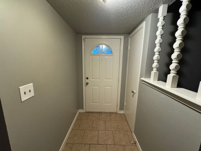 10853 E 33rd Pl in Tulsa, OK - Building Photo - Building Photo