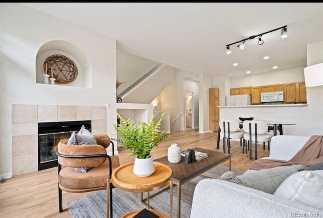 property at 2715 W Greens Dr