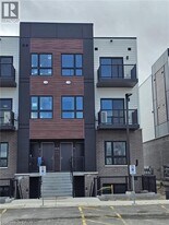 40 Palace St in Kitchener, ON - Building Photo