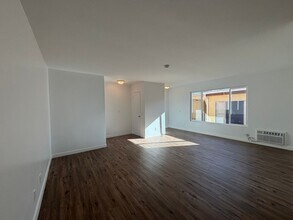 1163 Winchester Ave in Glendale, CA - Foto de edificio - Building Photo