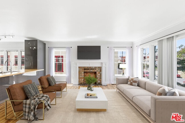 property at 222 N New Hampshire Ave