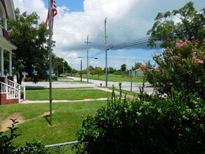 304 Avenue A in New Bern, NC - Building Photo - Building Photo