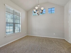 2584 Santa Barbara Loop in Round Rock, TX - Building Photo - Building Photo