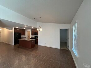 5616 Shooting Star Ct in Milton, FL - Building Photo - Building Photo