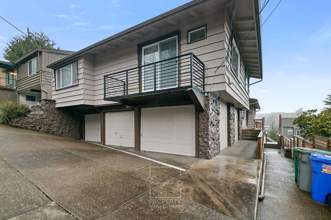 2765 NW Quimby St in Portland, OR - Building Photo - Building Photo