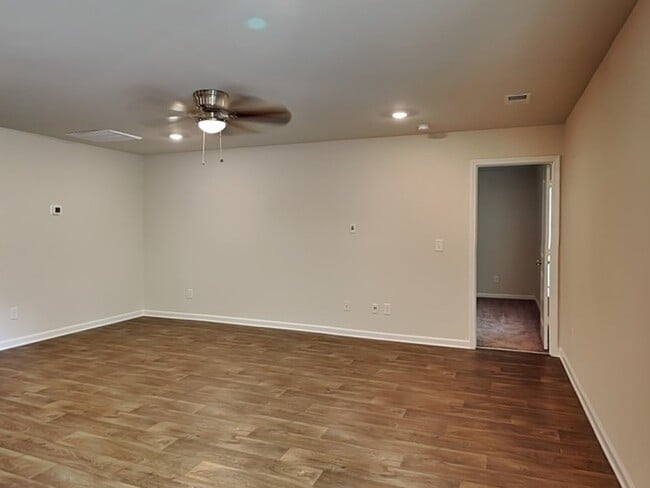 302 Crooked Pne Ct in Columbia, SC - Building Photo - Building Photo