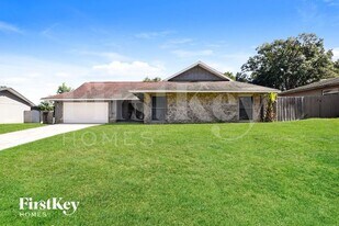 409 Seville Ave in Altamonte Springs, FL - Building Photo