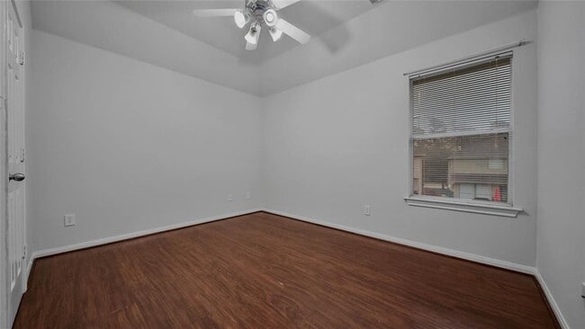 property at 87 W Twinvale Loop