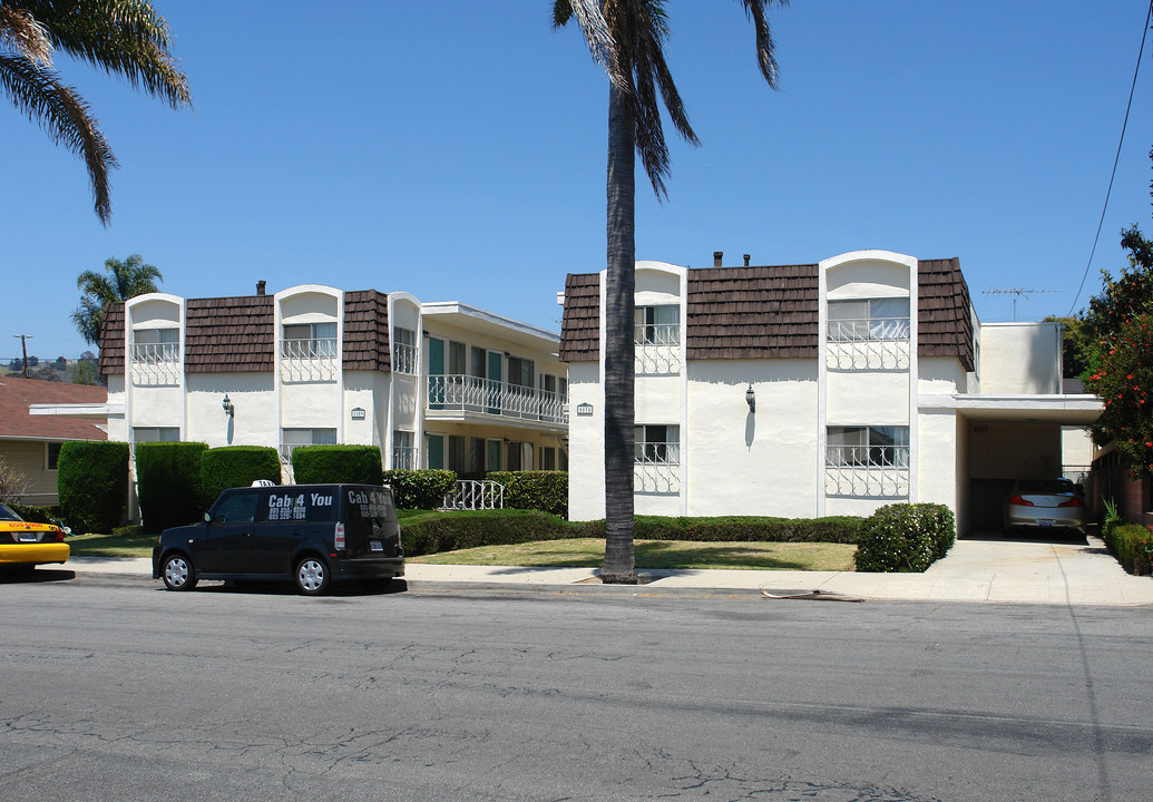 1159-1171 E Meta St in Ventura, CA - Building Photo