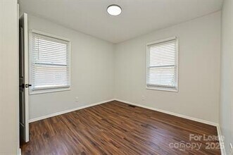 4100 Dinglewood Ave in Charlotte, NC - Building Photo - Building Photo