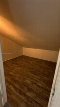 1290 SE 8th Pl in Homestead, FL - Building Photo - Building Photo