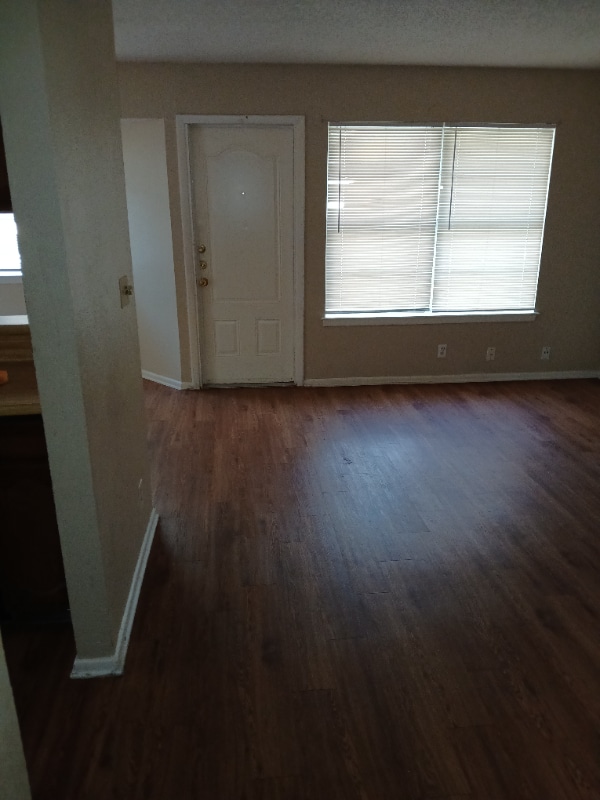 7904 Mallow in San Antonio, TX - Building Photo - Building Photo