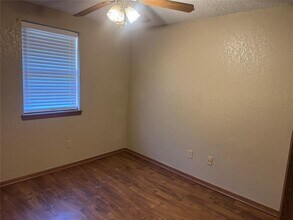 1009 Lapwing Rd in Edmond, OK - Building Photo - Building Photo