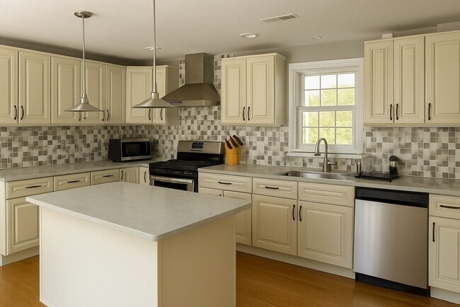 27 Cummings St in Medford, MA - Building Photo - Building Photo