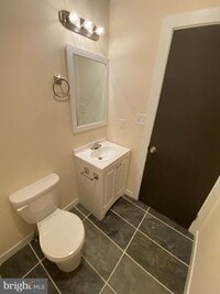 5231 Chester Ave photo'