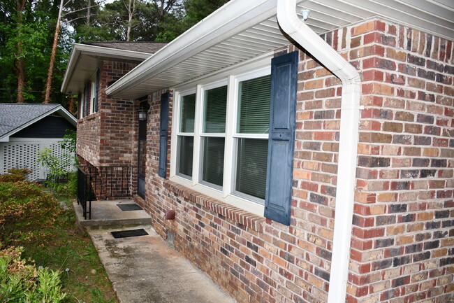 3561 Montreal Way in Tucker, GA - Building Photo - Building Photo