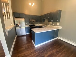 18628 S Lowrie Loop in Anchorage, AK - Building Photo - Building Photo
