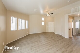 6133 Kitamaya St in North Las Vegas, NV - Building Photo - Building Photo