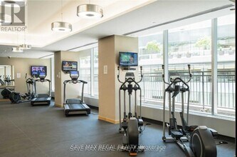 65-2565 Bremner Blvd in Toronto, ON - Building Photo - Building Photo