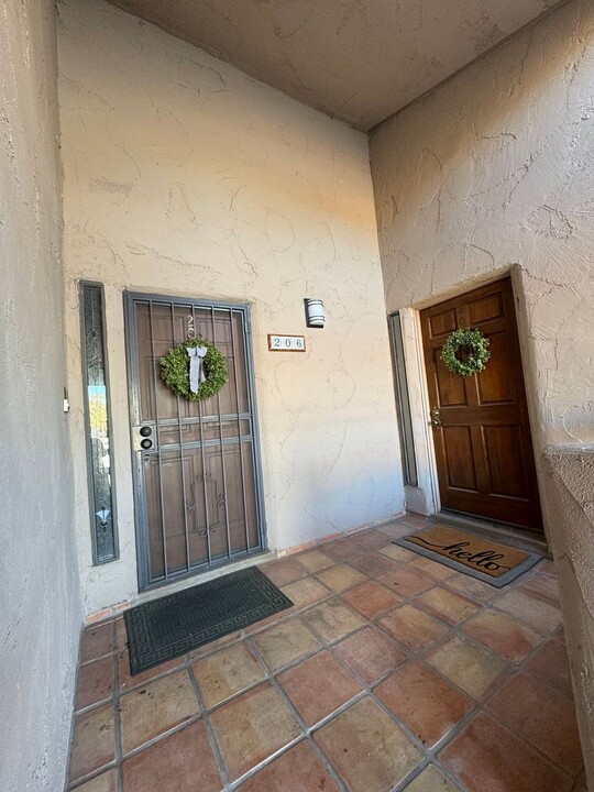 9125 E Purdue Ave in Scottsdale, AZ - Building Photo