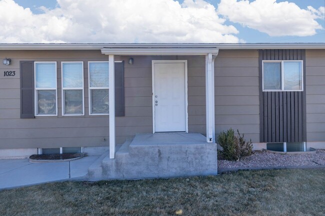 property at 1023 S 400 W
