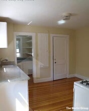 47 Standish St, Unit 2 in Cambridge, MA - Building Photo - Building Photo