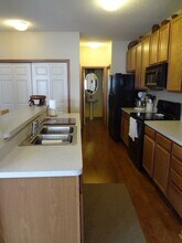 1944 Shamrock Pl in Chaska, MN - Building Photo - Building Photo